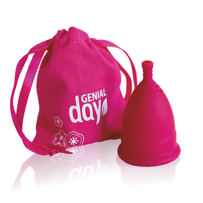 Genial Day Menstrual Cup made of TPE - Large - Front view